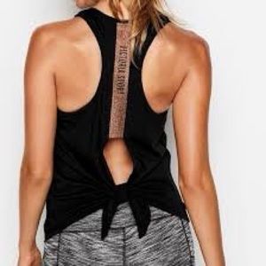 VICTORIA SPORT TIE-BACK TANK TOP 💪